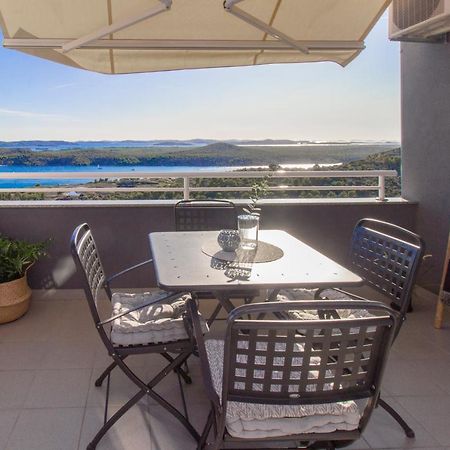 Apartment Sea View Sibenik Bagian luar foto