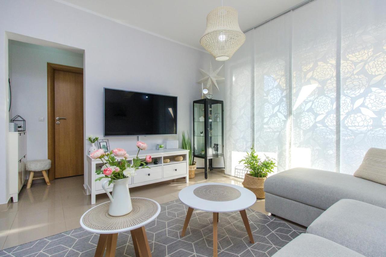 Apartment Sea View Sibenik Bagian luar foto
